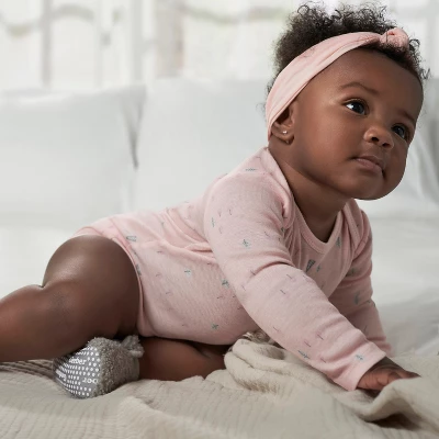 Gerber Baby Girls' Long Sleeve Onesies® Bodysuits, 6-Pack 6 Gerber Baby Girls' Long Sleeve Onesies® Bodysuits, 6-Pack - Image 6