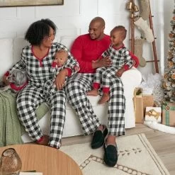 Gerber Holiday Family Neutral Baby And Toddler Matching Pajamas, 2-Piece 12 Gerber Holiday Family Neutral Baby And Toddler Matching Pajamas, 2-Piece -Baby Nest Deals Store GUEST 274fe916 edf4 4b54 9893 807cdff1d85d