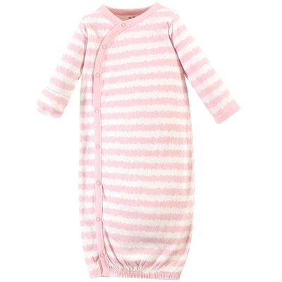 Touched By Nature Baby Girl Organic Cotton Side-Closure Snap Long-Sleeve Gowns 3pk, Pink Gray Scribble 3 Touched By Nature Baby Girl Organic Cotton Side-Closure Snap Long-Sleeve Gowns 3pk, Pink Gray Scribble - Image 3