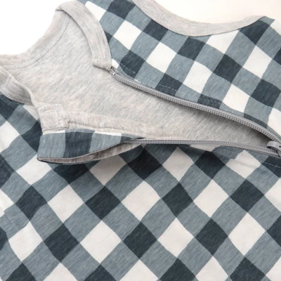 Honest Baby Organic Cotton Reversible Wearable Blanket - Painted Buffalo Check Gray - M 2 Honest Baby Organic Cotton Reversible Wearable Blanket - Painted Buffalo Check Gray - M - Image 2